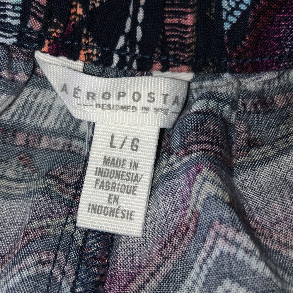 Shorts - Picture 3 of 3